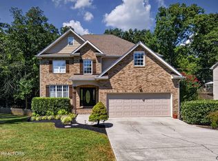 8821 Nubbin Ridge Rd, Knoxville, TN 37923