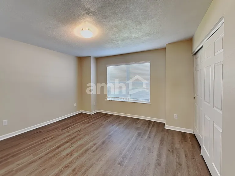 322 Brookview Dr — Photo 19