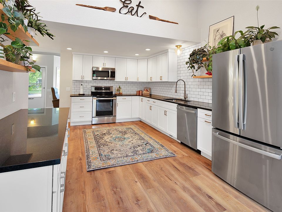 1st image of 2345 Cottage Ct
