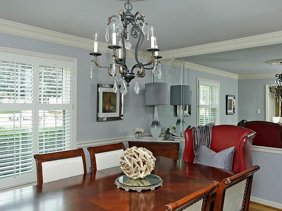 5th image of 653 Teak Wood Dr