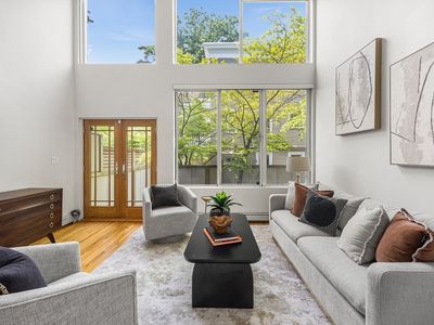 16 Ellery Sq, Cambridge, MA, 02138