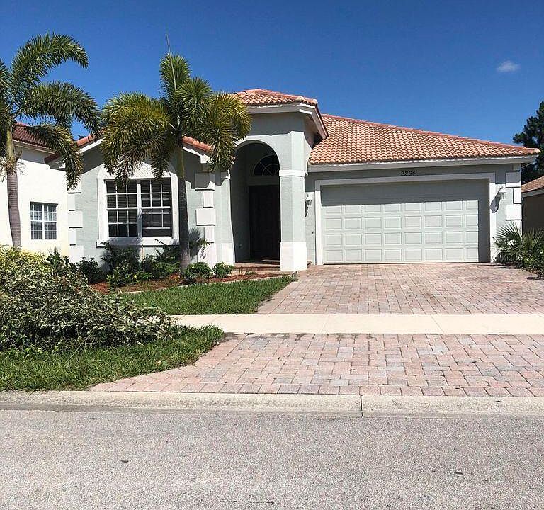 1st image of 2264 SW Newport Isles Blvd