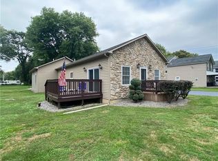5759 Crabtree Ln, Cicero, NY 13039