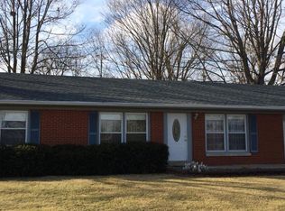 111 Hill N Dale Rd, Shelbyville, KY 40065