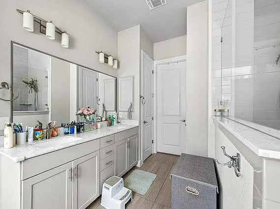 4322 Stromquist St — Photo 10