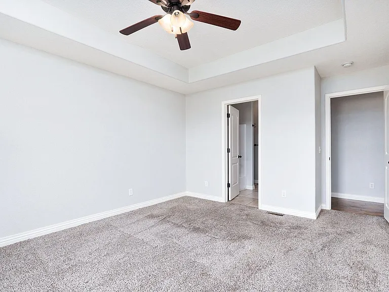 2604 W Garton Rd — Photo 7