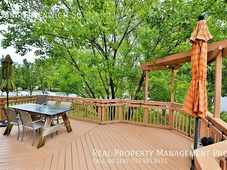 43488 Greenwich Sq — Photo 8