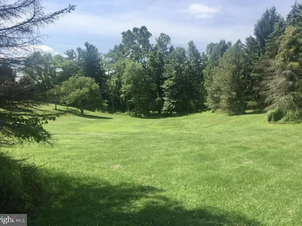 1022 Pima Cir, Mechanicsburg, PA 17055