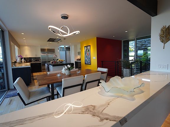 4th image of 16000 35th Ave NE #3