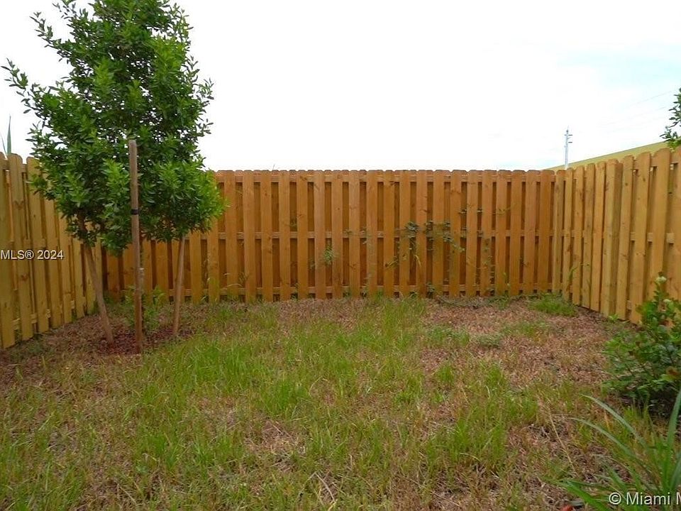 2nd image of 351 NW 12th Ave #351