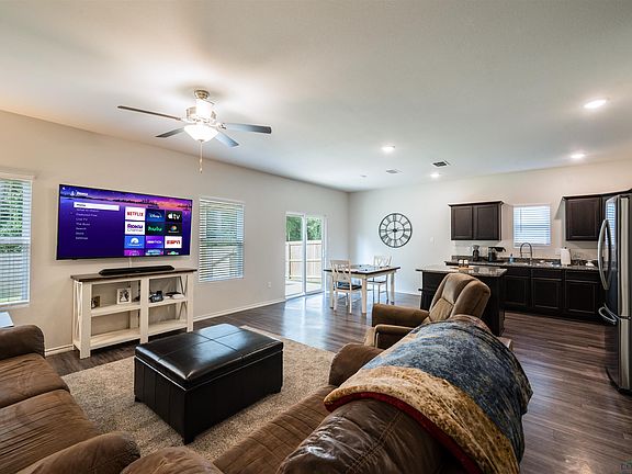 3rd image of 1147 Mission Creek Dr