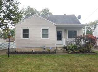 621 Princeton Ave, Elyria, OH 44035