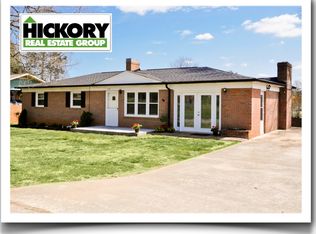 1928 33rd St NE, Hickory, NC 28601