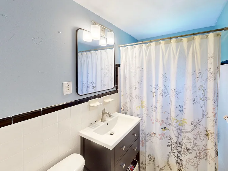 227 N Dotger Ave #E15 — Photo 19