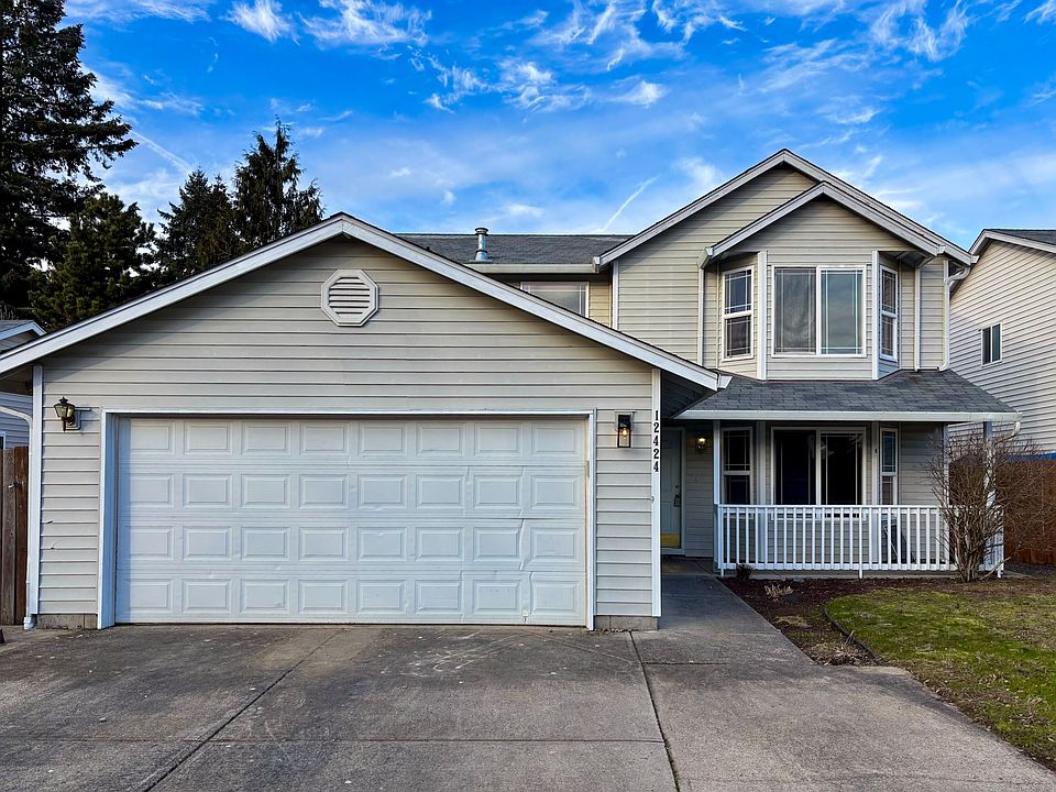 1st image of 12424 NE 21st Way