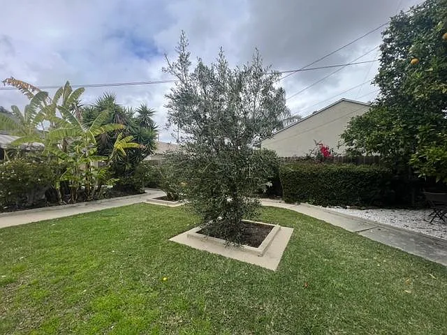 2734 Martha Ave — Photo 12
