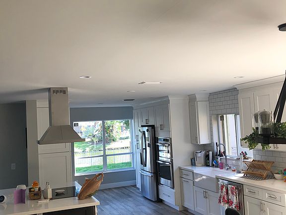 5th image of 1100 NW 106th Ave