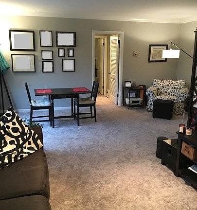 2nd image of 10524 Weymouth St APT 201