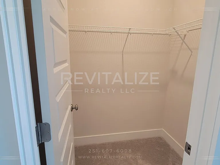 1730 Grouse St — Photo 17