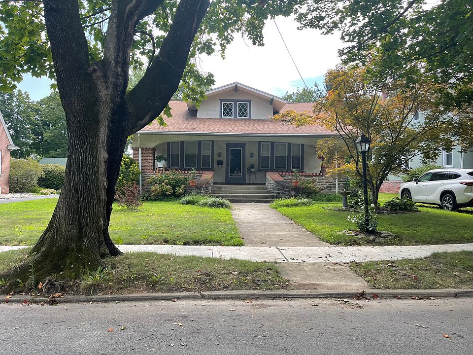 1st image of 34 Highland Ave