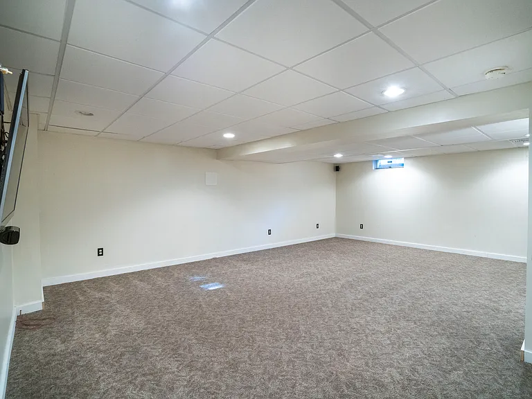 2184 Autumnwood Dr — Photo 46