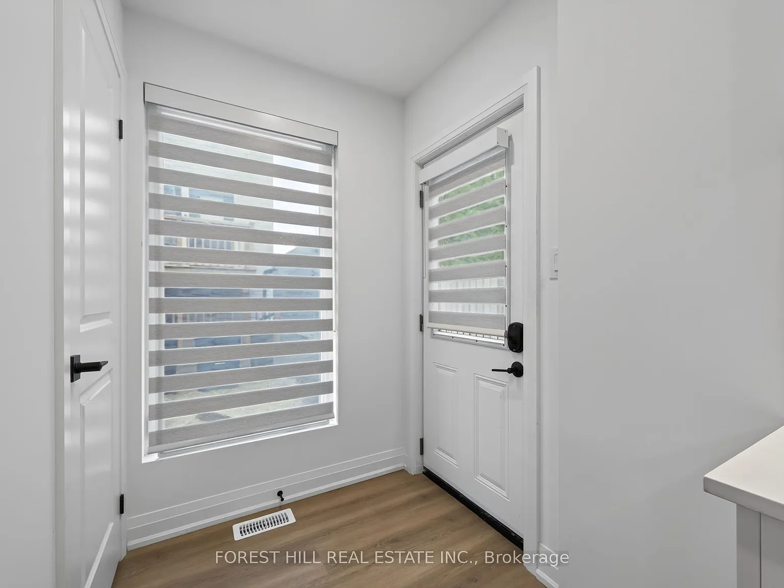 5 bed, $3,500 — Photo 2