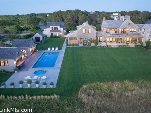 36 Warrens Landing Rd, Nantucket, MA 02554