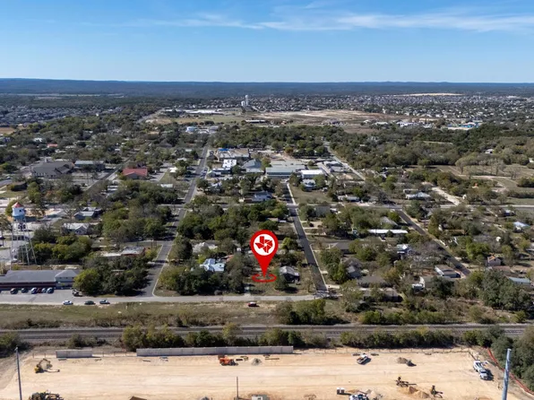 313 N Front St, Kyle, TX 78640