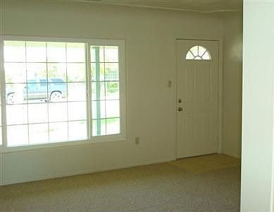 4th image of 426 Edward Ave