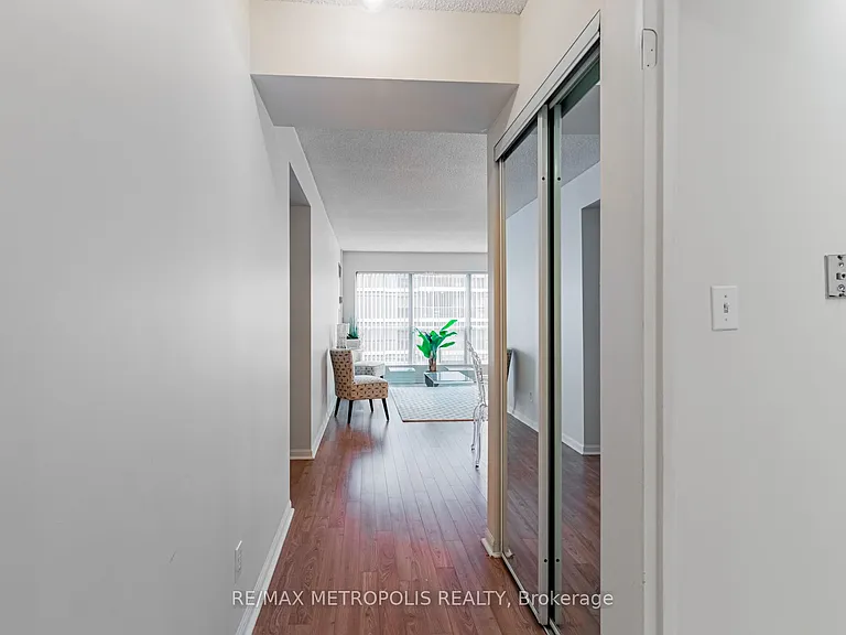 7 Carlton St #601 — Photo 2