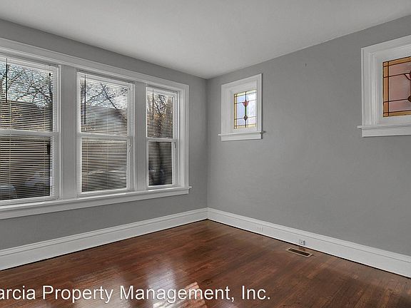 4th image of 4951 Lindenwood Ave APT 1W