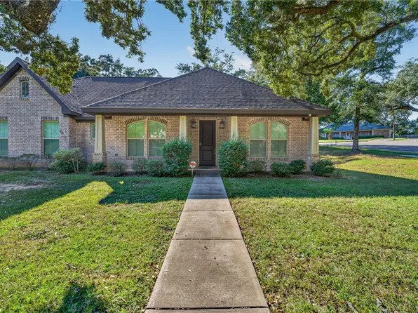 2060 Japonica Ln, Mobile, AL 36693