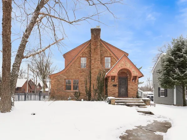 1101 Illsley Dr, Fort Wayne, IN 46807