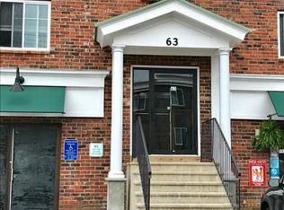 63 Pond St APT 14, Sharon, MA 02067