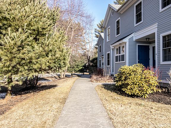 2nd image of 51 Wild Dunes Way Unit 3