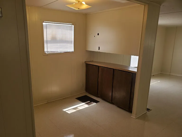 314 Malapart Rd — Photo 7