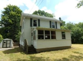 1707 Pioneer Rd, Shortsville, NY 14548