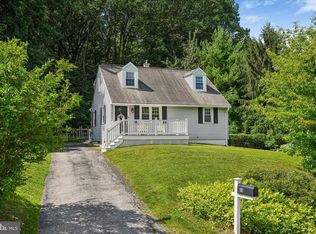 68 Fahnestock Rd, Malvern, PA 19355