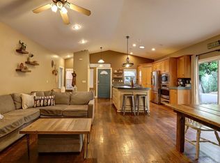 18453 Wolf Creek Rd, Grass Valley, CA 95949