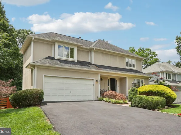 20877 Channel Ct, Sterling, VA 20165