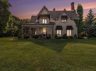 24850 E River Rd, Grosse Ile, MI 48138