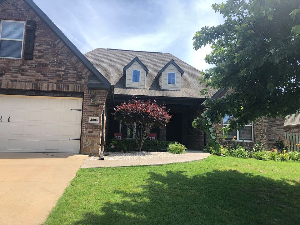 1st image of 3804 W Lexington Dr
