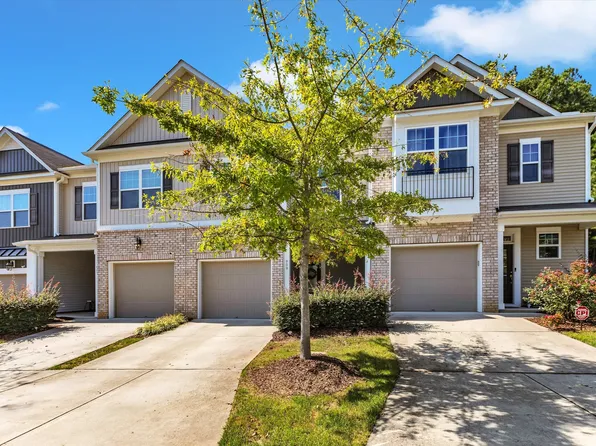 909 Saratoga Dr, Durham, NC 27704