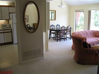3rd image of 5593 Waterman Blvd B #B