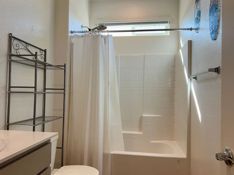 1671 Douglas Creek St — Photo 10