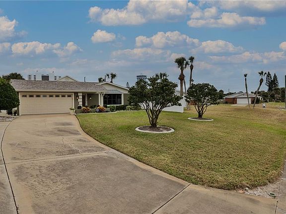 2nd image of 2567 S Peninsula Dr