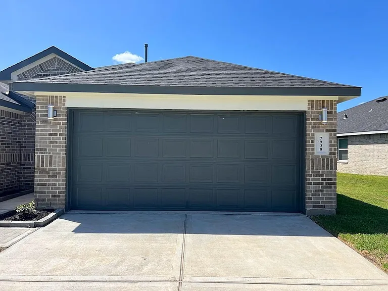 7938 Cattlewood Pass — Photo 3
