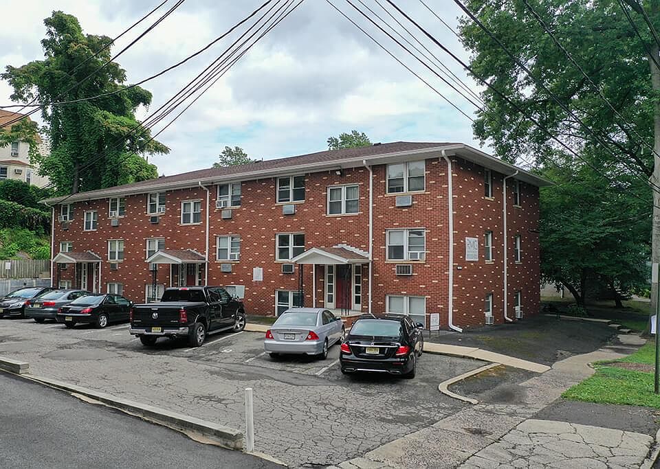 1st image of 242 Mill St