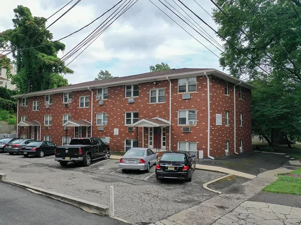 242 Mill St, Belleville, NJ 07109
