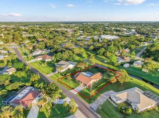 1662 SE Portillo Rd, Port Saint Lucie, FL 34952